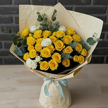 Букет цветов из:  Розы в Таежный Красноярского края