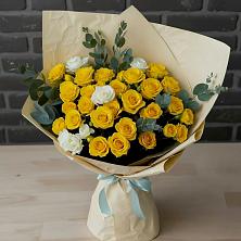 Букет цветов из:  Розы в Таежный Красноярского края