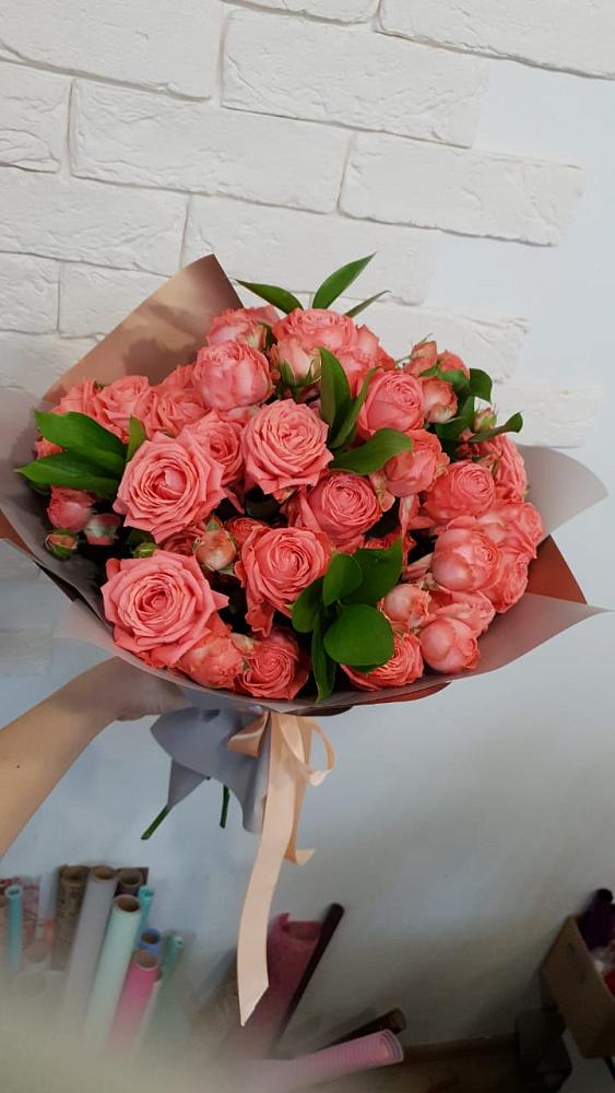 Букет цветов из: Розы в Таежный Красноярского края