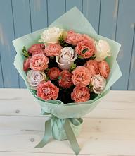 Букет цветов из:  Розы в Таежный Красноярского края