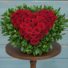 Цветочная композиция из Розы в виде сердца в Таежный Красноярского края