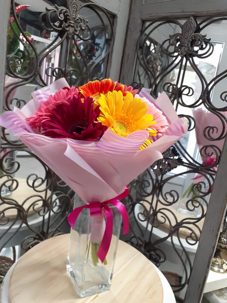 Букет цветов из: Герберы в Таежный Красноярского края