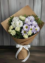 Букет цветов из:  Хризантемы и Розы в Таежный Красноярского края