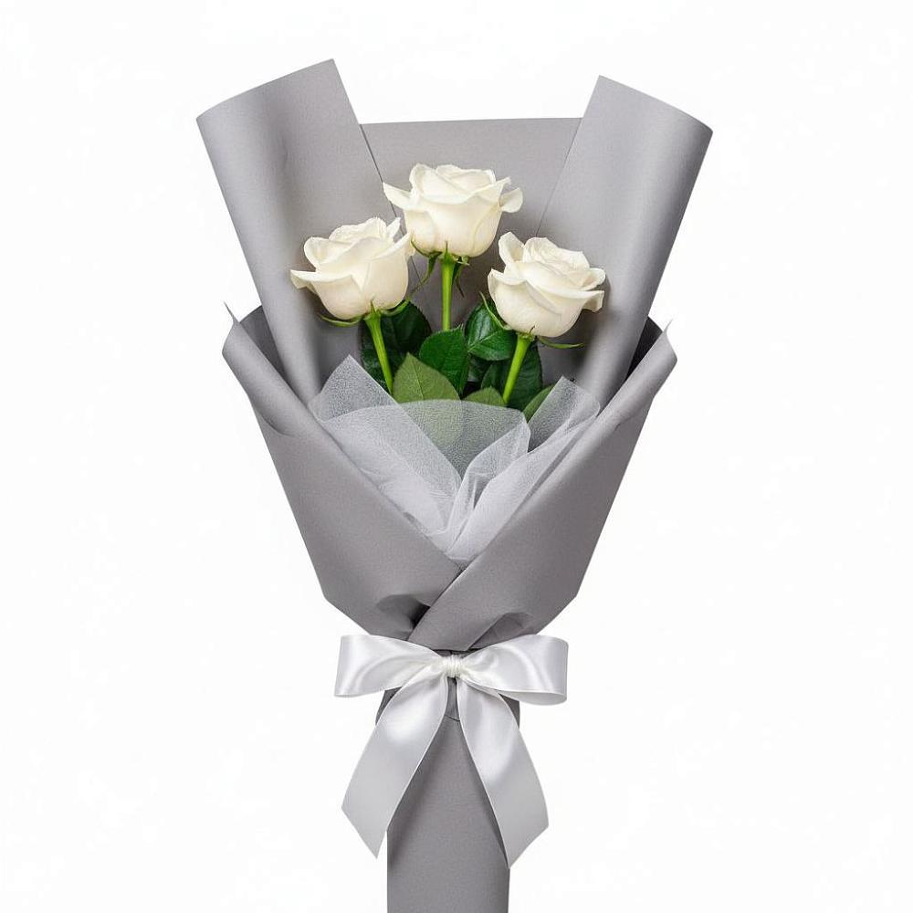 Букет 3 белые розы в Таежный Красноярского края