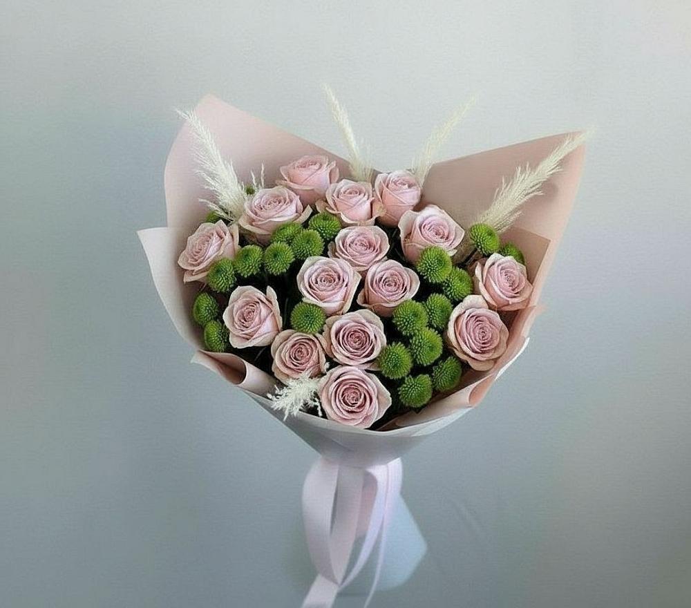 Букет цветов из: Розы и Хризантемы в Таежный Красноярского края