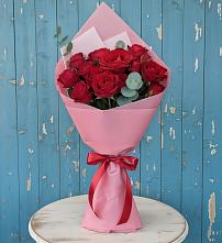 Букет цветов из:  Розы в Таежный Красноярского края