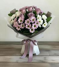 Букет цветов из:  Хризантемы и Розы в Таежный Красноярского края