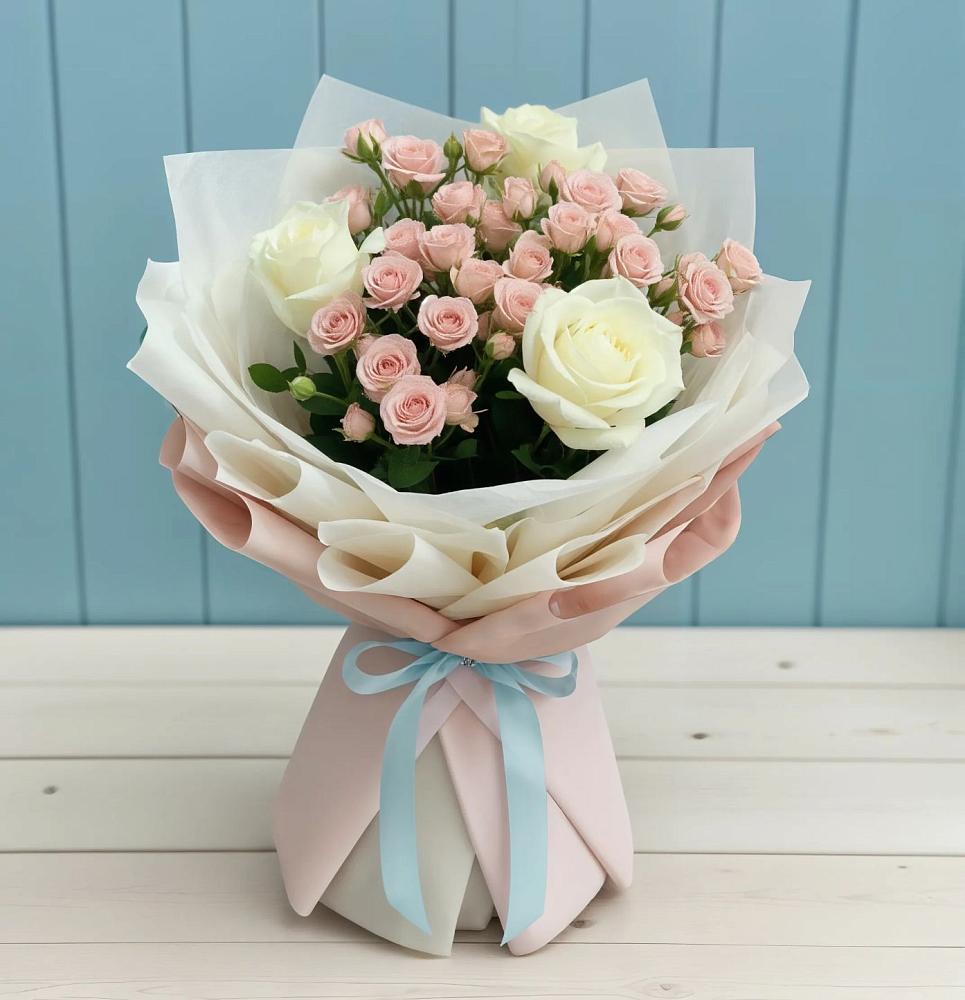 Букет цветов из: Розы в Таежный Красноярского края