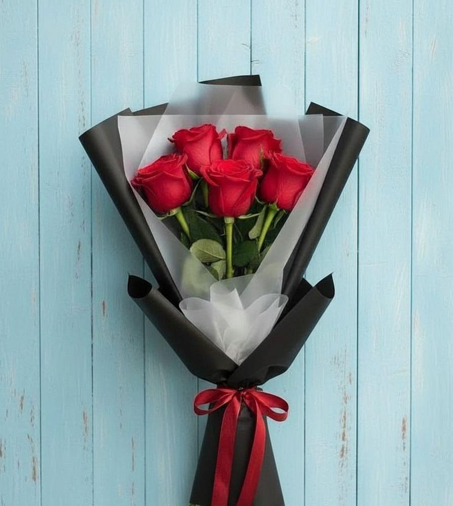 Букет цветов из: Розы в Таежный Красноярского края