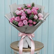 Букет цветов из:  Розы в Таежный Красноярского края